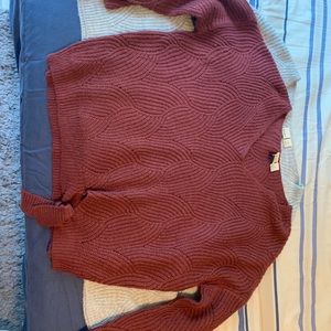 Roxy knit sweater, maroon excellent condition.